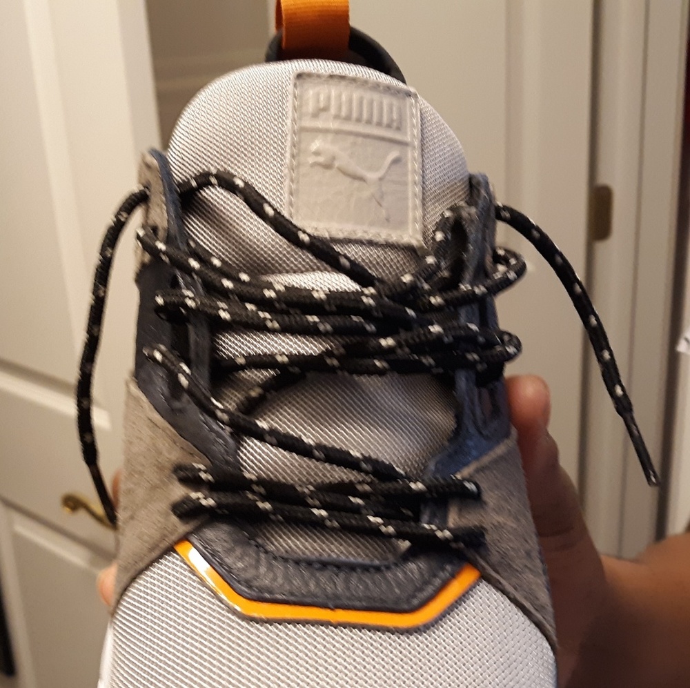 Sneakers - Picture 2 of 3